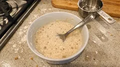 Levain rapide : prêt en 1 heure avec farine, eau tiède et levure