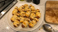 Saucisses momies en pâte feuilletée : l’apéro d’Halloween prêt en 10 minutes